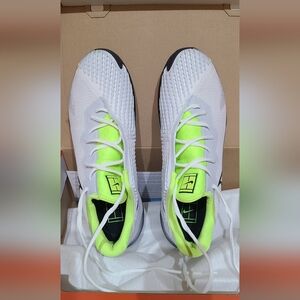 Nike Air Zoom Vapor cafe 4HC Tennis Shoes